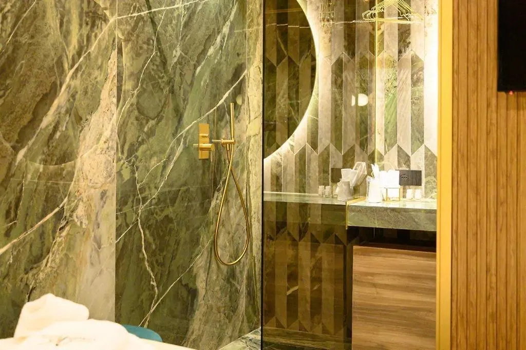 Luxury Suite Napoli Italy